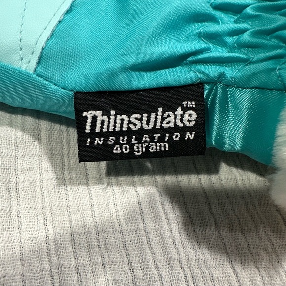 Jumping Beans Teal Mittens w/ Floral Design • Thinsulate Insulation 40g - Picture 4 of 6